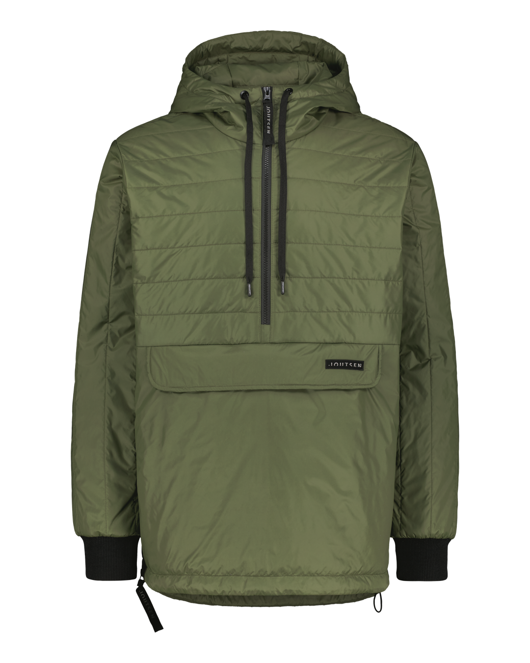 Vihreä anorakki, jossa on huppu, mustat kiristysnauhat ja vetoketju kauluksessa. Etupuolella suuri vaakasuuntainen läppätasku ja mustat resorit hihansuissa.