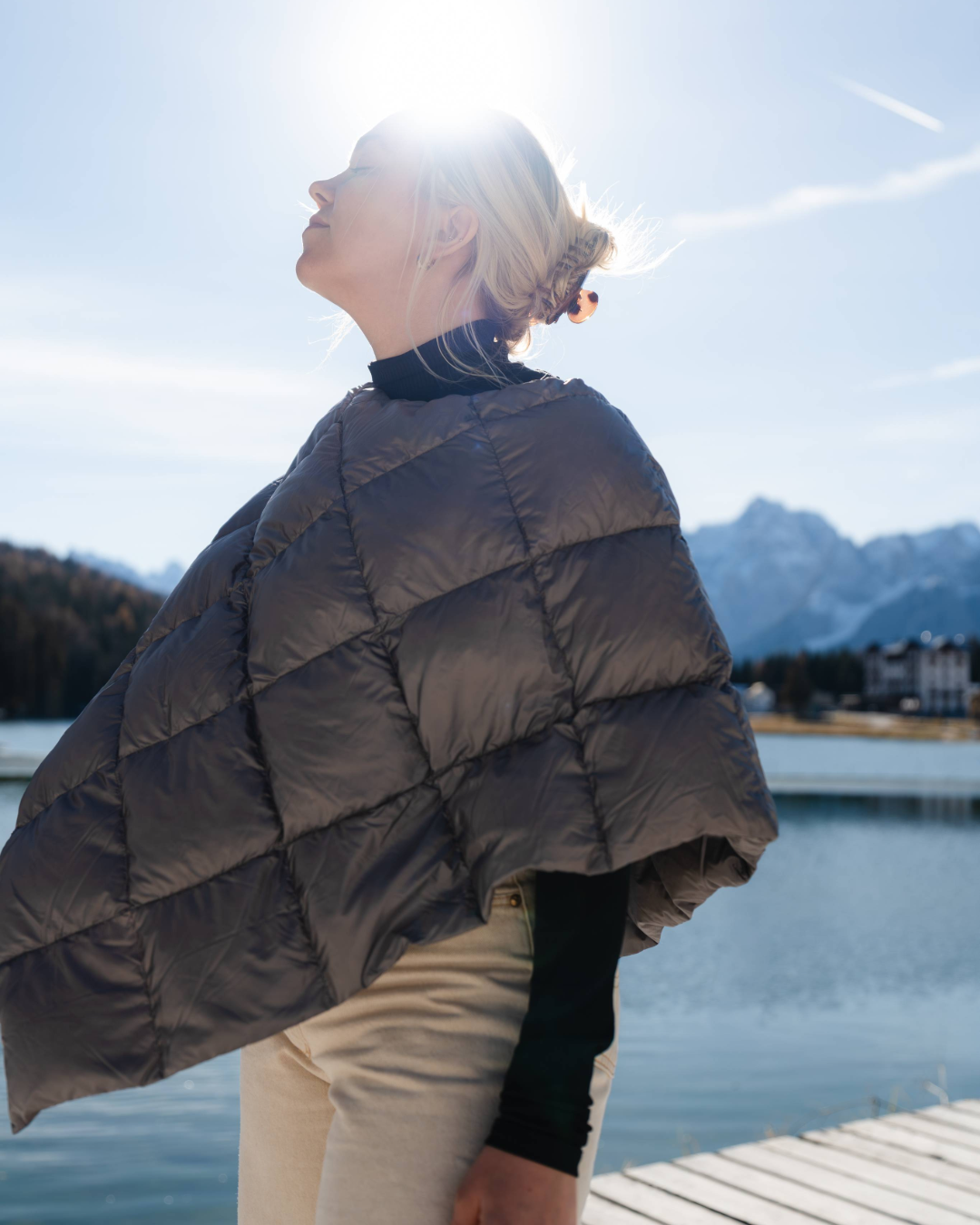 Unelma-untuvaponcho harmaa