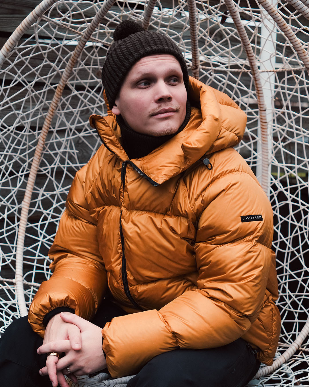 Huurre-untuvatakki meripihka