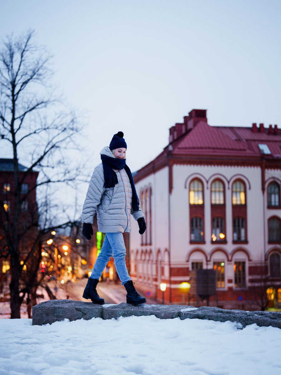 Orvokki kevytuntuvatakki - Joutsen - 